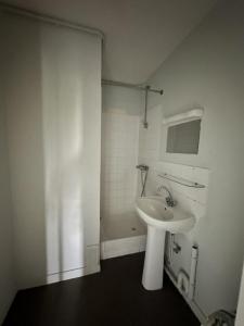 For rent Commentry 3 rooms 52 m2 Allier (03600) photo 4