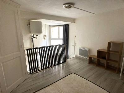 Louer Appartement Lyon-6eme-arrondissement 493 euros