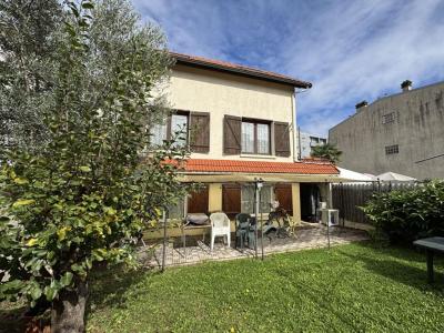 For sale Villejuif 7 rooms 147 m2 Val de Marne (94800) photo 0