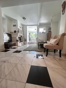 For sale Saint-maur-des-fosses 5 rooms 98 m2 Val de Marne (94100) photo 1