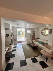 For sale Saint-maur-des-fosses 5 rooms 98 m2 Val de Marne (94100) photo 2