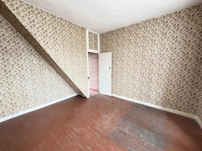 For sale Roubaix 7 rooms 95 m2 Nord (59100) photo 2