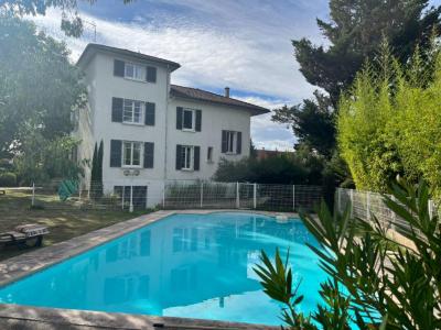 For sale Feurs 9 rooms 252 m2 Loire (42110) photo 0