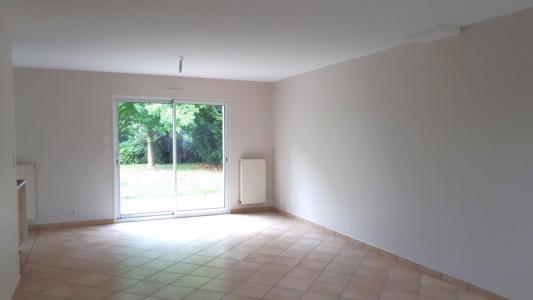 For rent Montfort-sur-meu 7 rooms 130 m2 Ille et vilaine (35160) photo 2