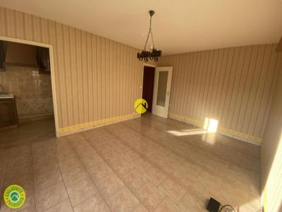 For sale Commentry 1 room 30 m2 Allier (03600) photo 3