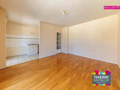 For sale Nantes 2 rooms 41 m2 Loire atlantique (44000) photo 2