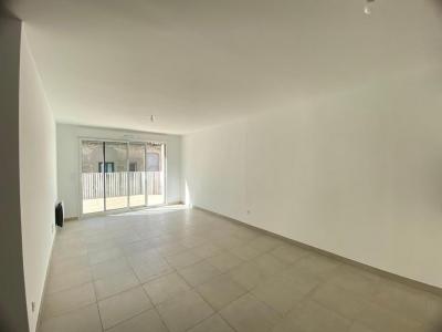For rent Lunel 3 rooms 68 m2 Herault (34400) photo 2