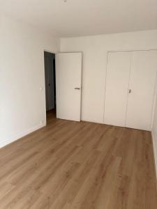For sale Palaiseau 3 rooms 64 m2 Essonne (91120) photo 1