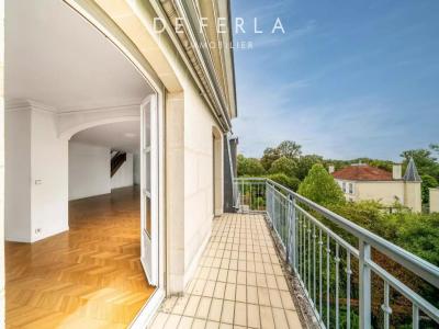 For sale Sceaux 6 rooms 213 m2 Hauts de Seine (92330) photo 2