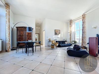 Acheter Appartement 197 m2 Villefranche-sur-saone