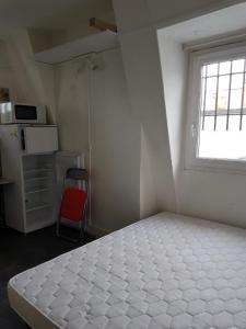 For sale Paris-19eme-arrondissement 1 room 9 m2 Paris (75019) photo 1