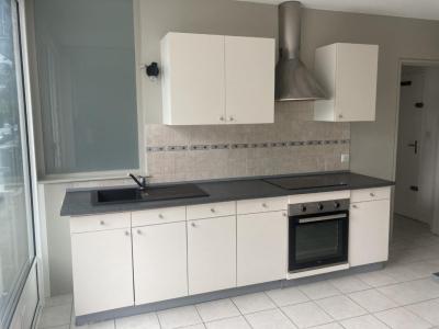 For rent Bruges 3 rooms 66 m2 Gironde (33520) photo 2