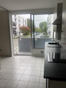For rent Bruges 3 rooms 66 m2 Gironde (33520) photo 3