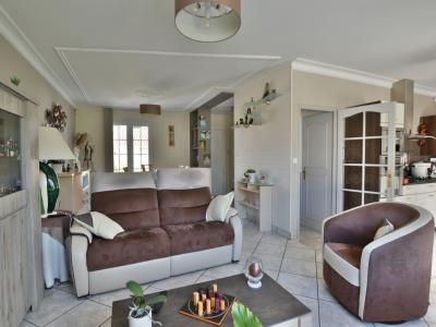 For sale 15 MIN CHOLET OUEST 6 rooms 98 m2 Maine et loire (49450) photo 2