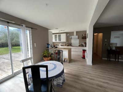 For sale 6 rooms 136 m2 Loire atlantique (44350) photo 4