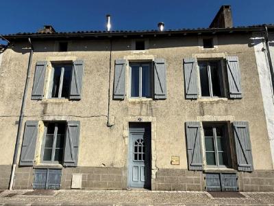 For sale 5 rooms 165 m2 Charente (16700) photo 0