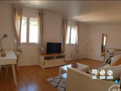 For rent Courcouronnes 1 room 33 m2 Essonne (91080) photo 1
