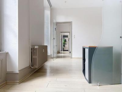 Louer Commerce 56 m2 Strasbourg