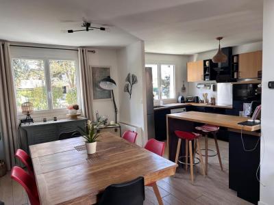 For sale Montesson 6 rooms 143 m2 Yvelines (78360) photo 2