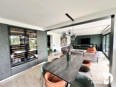 For sale Chesnay 6 rooms 140 m2 Yvelines (78150) photo 1