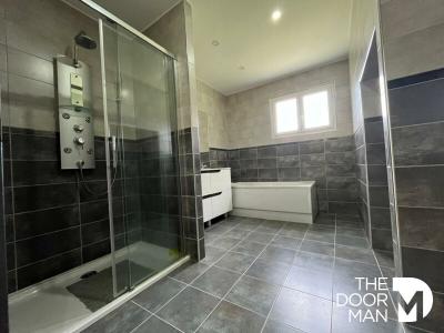 For sale Castelsarrasin 10 rooms 202 m2 Tarn et garonne (82100) photo 1