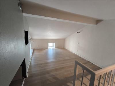Louer Maison 65 m2 Ruelle-sur-touvre