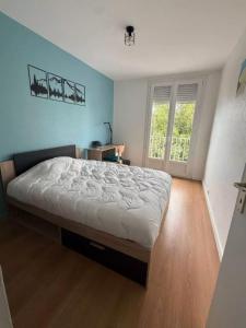 For rent Villenave-d'ornon 1 room 10 m2 Gironde (33140) photo 0