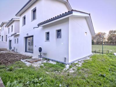 For sale Pompignac 4 rooms 103 m2 Gironde (33370) photo 2
