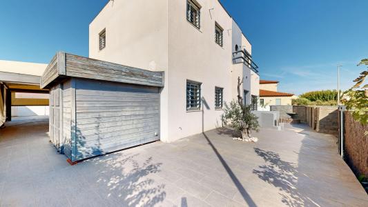For sale Saint-laurent-de-la-salanque 5 rooms 205 m2 Pyrenees orientales (66250) photo 1