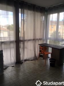 For rent Talence 1 room 15 m2 Gironde (33400) photo 2