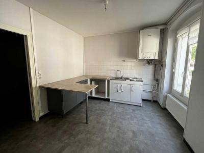 For sale Blanzy 3 rooms 73 m2 Saone et loire (71450) photo 2