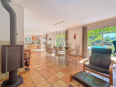 For sale Draguignan 5 rooms 112 m2 Var (83300) photo 2