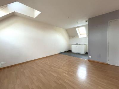 For rent Montfort-sur-meu 3 rooms 47 m2 Ille et vilaine (35160) photo 2