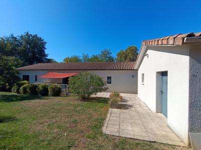 For sale Agen 5 rooms 160 m2 Lot et garonne (47000) photo 0