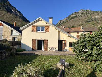 For sale PROCHE LES CABANNES 4 rooms 108 m2 Ariege (09310) photo 0
