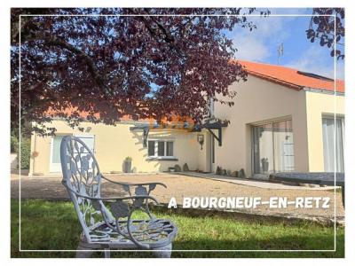 For sale Bourgneuf-en-retz 7 rooms 194 m2 Loire atlantique (44580) photo 0