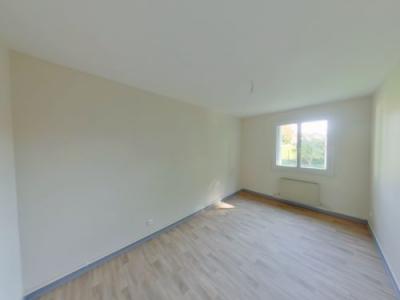 For sale Saint-amand-montrond 4 rooms 78 m2 Cher (18200) photo 1
