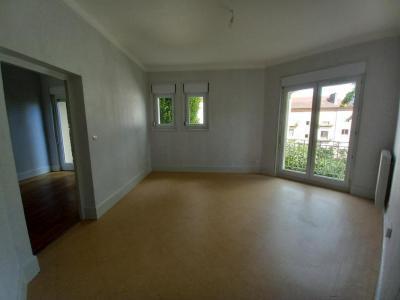 For rent Paray-le-monial 5 rooms 93 m2 Saone et loire (71600) photo 1