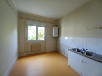 For rent Paray-le-monial 5 rooms 93 m2 Saone et loire (71600) photo 2