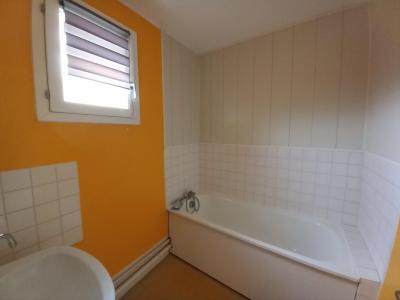 For rent Digoin 3 rooms 65 m2 Saone et loire (71160) photo 3