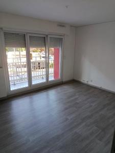 For rent Chatel-sur-moselle 2 rooms 51 m2 Vosges (88330) photo 2