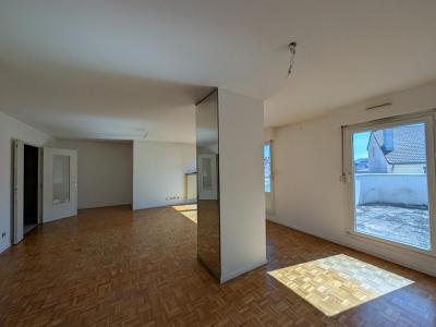 For sale Lyon-3eme-arrondissement 4 rooms 88 m2 Rhone (69003) photo 2