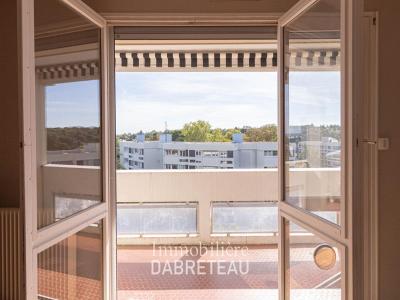 For rent Sainte-foy-les-lyon 4 rooms 114 m2 Rhone (69110) photo 2