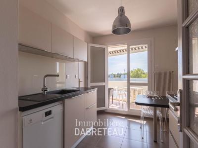 For rent Sainte-foy-les-lyon 4 rooms 114 m2 Rhone (69110) photo 3