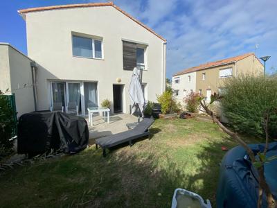 For rent Olonne-sur-mer 4 rooms 85 m2 Vendee (85340) photo 0