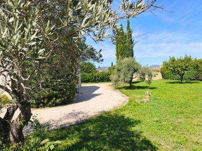 For sale Aubignan 7 rooms 213 m2 Vaucluse (84810) photo 2