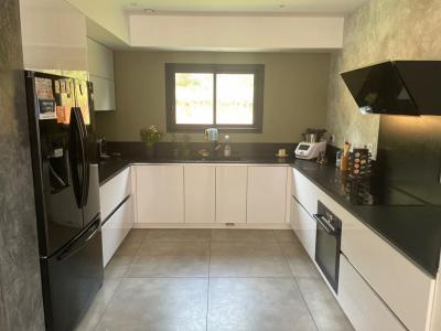For sale Martigues 8 rooms 168 m2 Bouches du Rhone (13500) photo 3