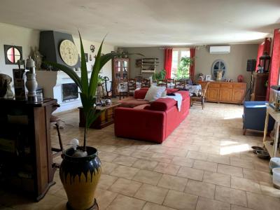 For sale Eyragues 6 rooms 150 m2 Bouches du Rhone (13630) photo 3