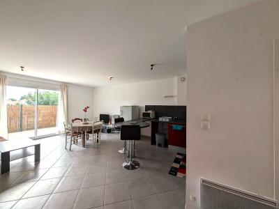 For sale Libourne 3 rooms 75 m2 Gironde (33500) photo 2