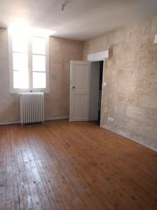 For sale Coutras 9 rooms 270 m2 Gironde (33230) photo 3